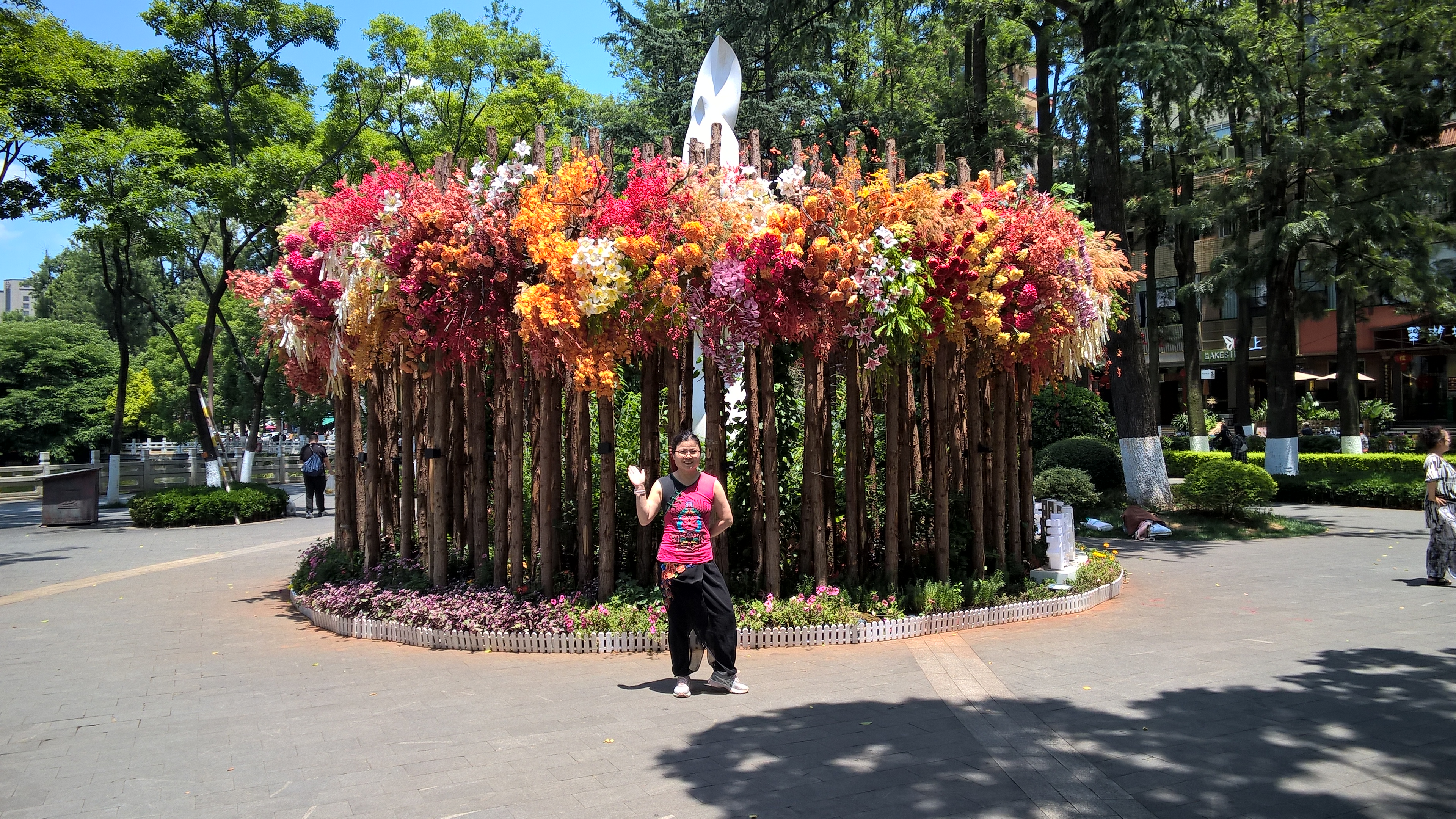 翠湖边花环
